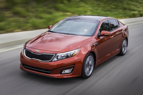 Kia Optima (2015) - picture 1 of 51