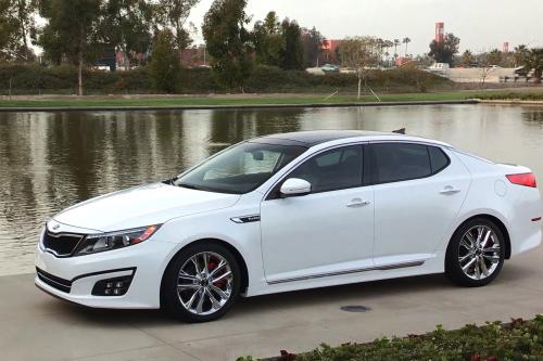 Kia Optima (2015) - picture 24 of 51