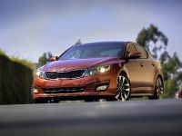 Kia Optima (2015) - picture 8 of 51