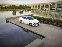 Kia Optima (2015) - picture 26 of 51
