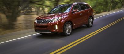 Kia Sorento (2015) - picture 7 of 22