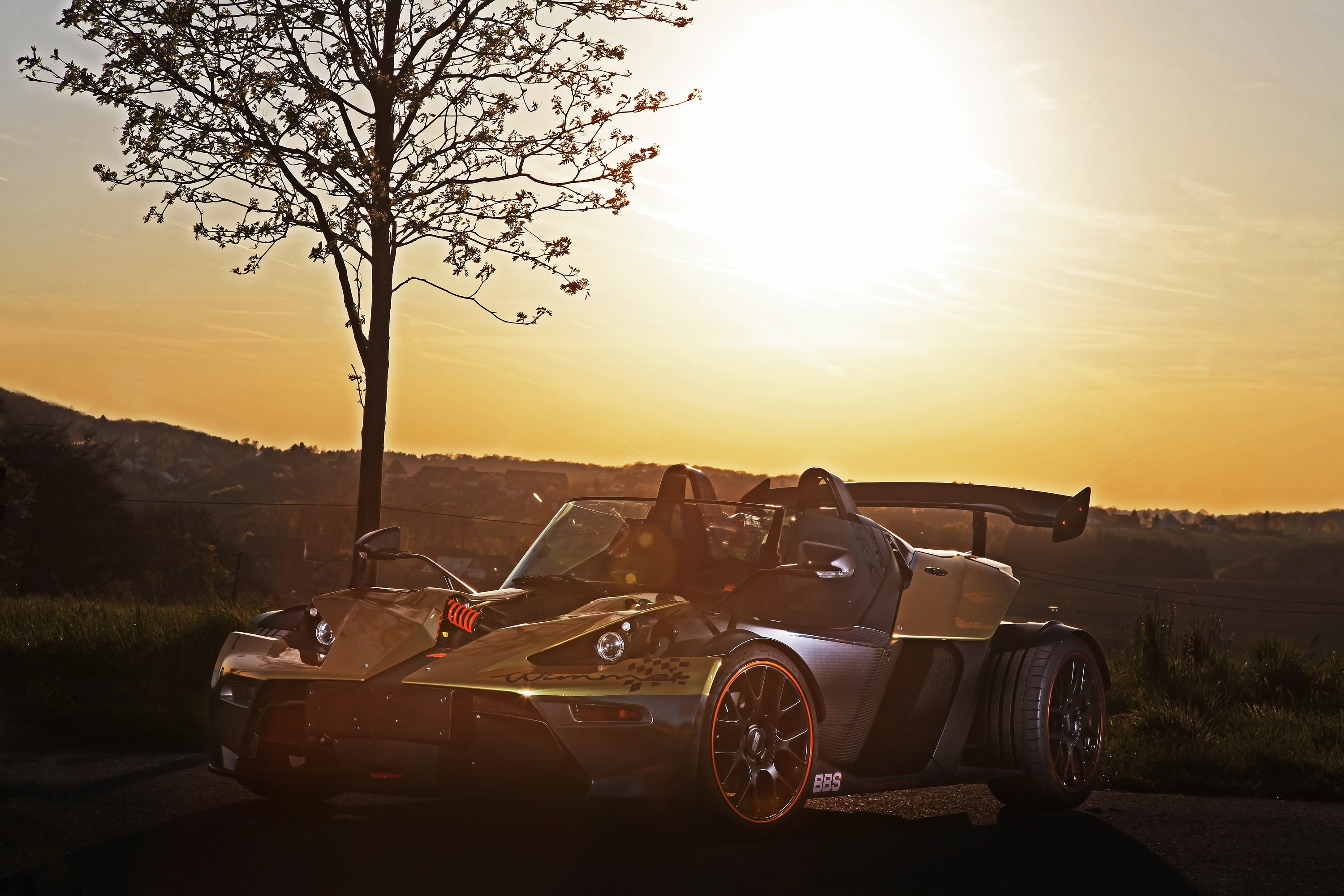 KTM X-Bow GT Dubai-Gold-Edition by Wimmer Rennsporttechnik
