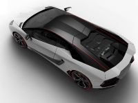 Lamborghini Aventador LP 700-4 Pirelli Edition (2015) - picture 3 of 4