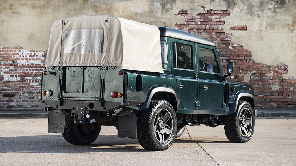 Land Rover Defender 110 Double Cab Pick Up CWT