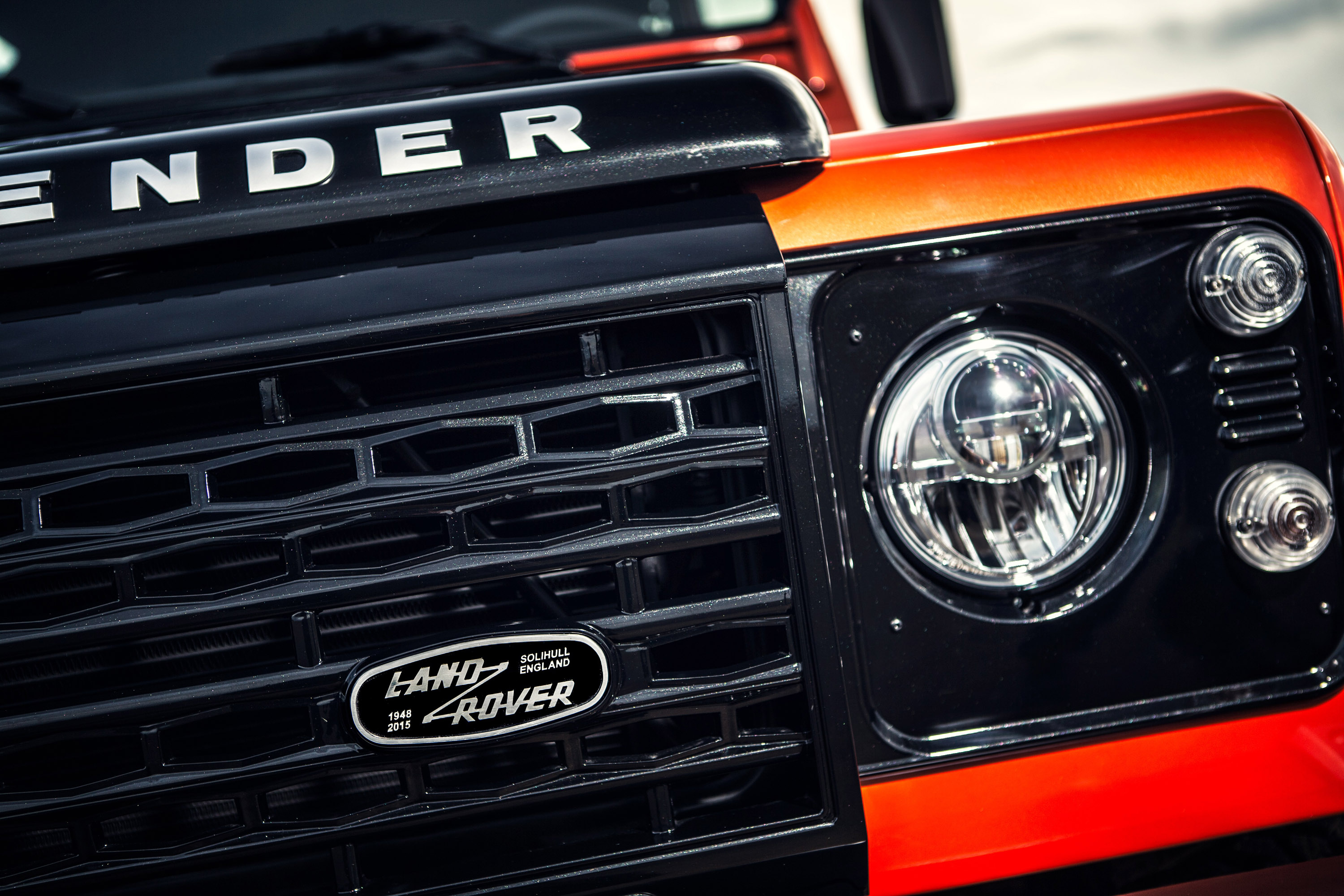 Land Rover Defender Adventure