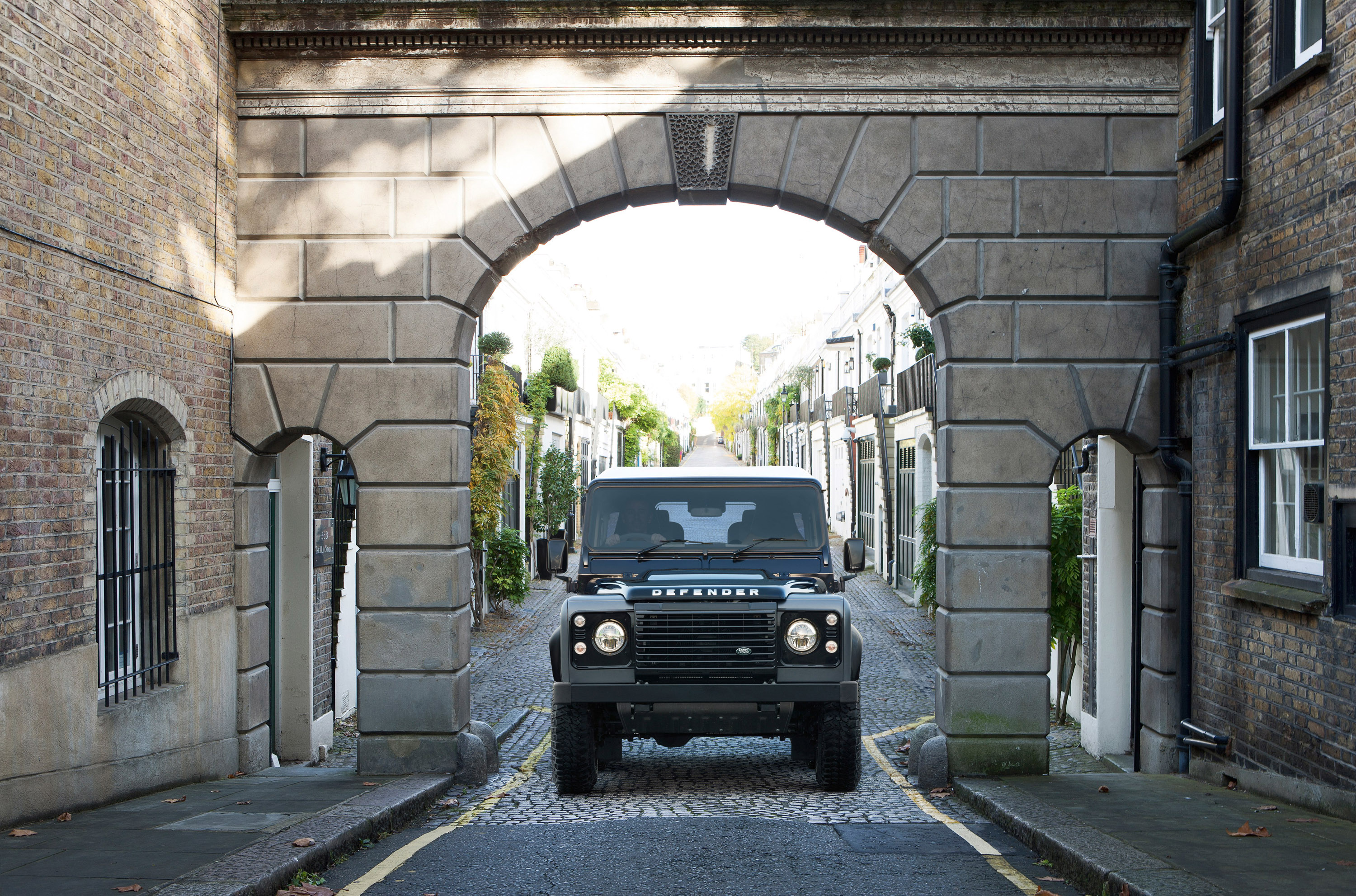 Land Rover Defender Autobiography