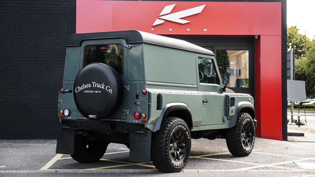 Land Rover Defender Hard Top CWT by Kahn