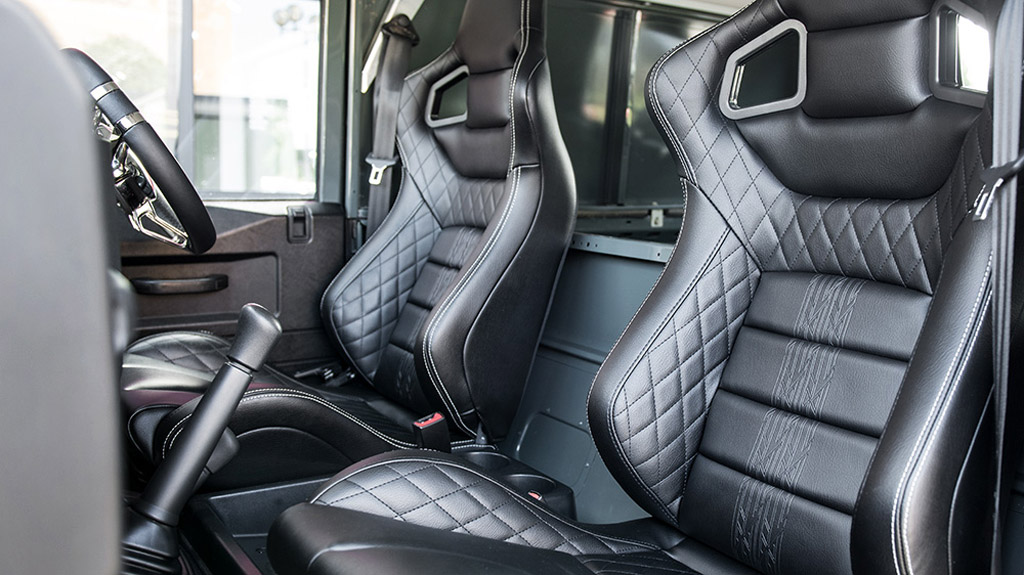 Land Rover Defender Hard Top CWT by Kahn