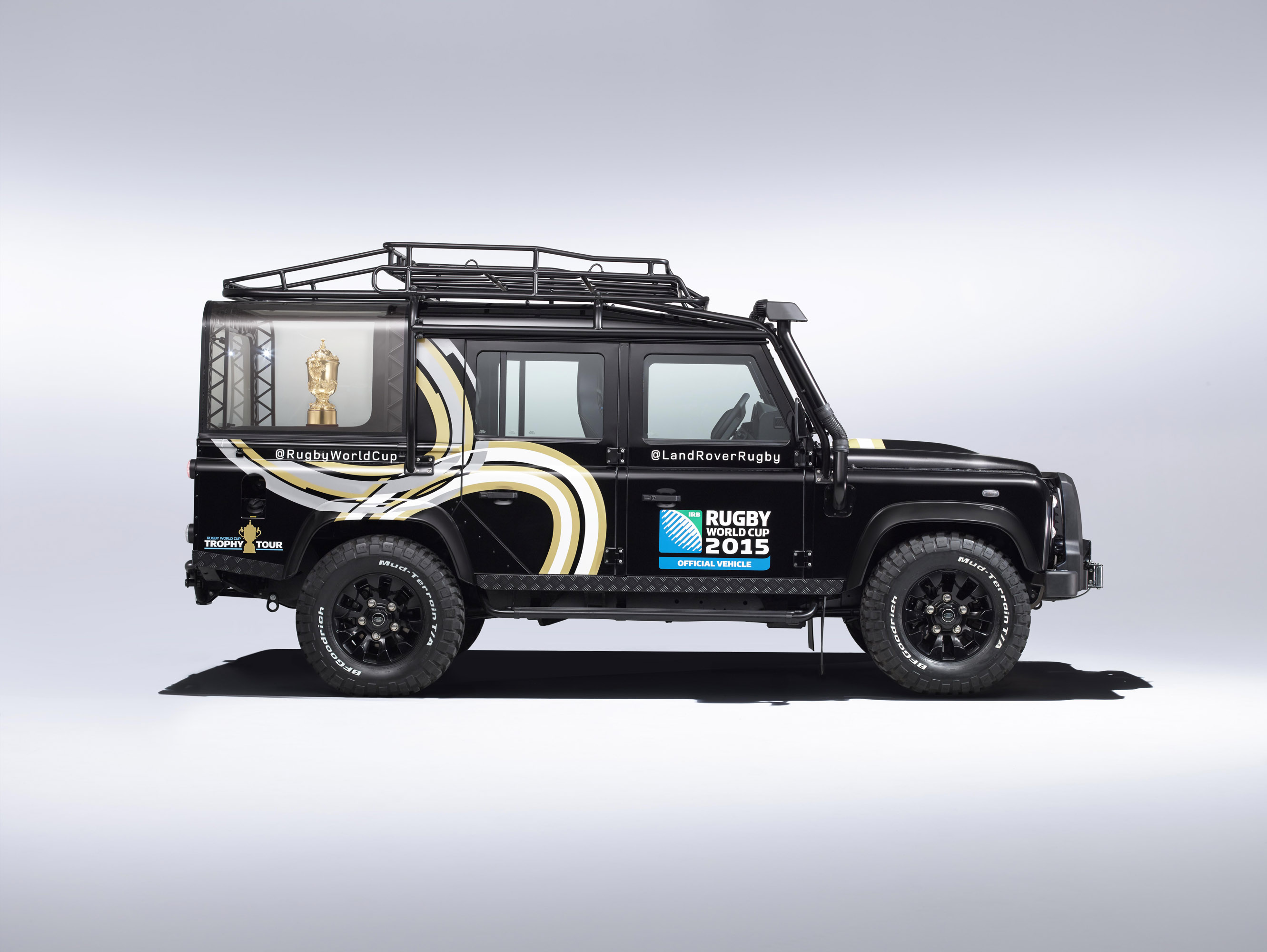 Land Rover Rugby World Cup Defender