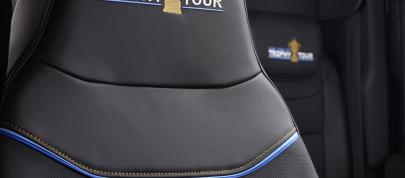 Land Rover Rugby World Cup Defender (2015) - picture 12 of 22