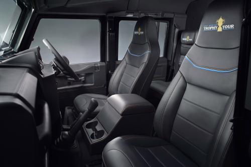Land Rover Rugby World Cup Defender (2015) - picture 9 of 22