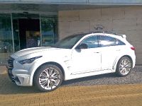 LARTE Design Infiniti QX70 LR3 (2015)