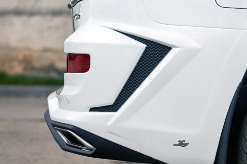 Larte Lexus LX570 White Alligator (2015) - picture 9 of 9