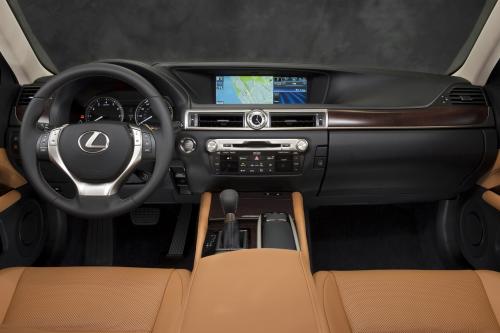 Lexus GS 350 (2015) - picture 8 of 17