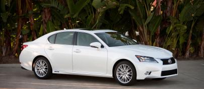 Lexus GS 450h (2015) - picture 12 of 20