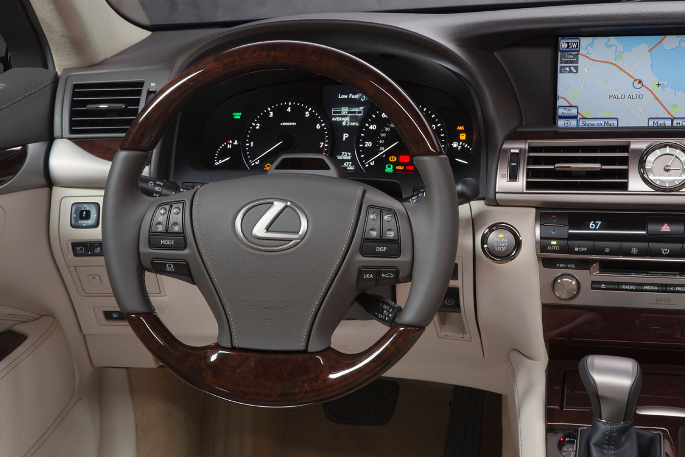 Lexus LS