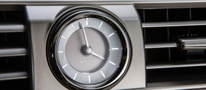 Lexus LS (2015) - picture 15 of 31