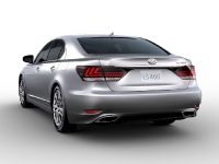 Lexus LS (2015) - picture 4 of 31