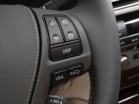 Lexus LS (2015) - picture 18 of 31