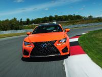 Lexus RC F V8 (2015) - picture 1 of 3
