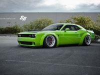 Liberty Walk Dodge Challenger Hellcat Green (2015) - picture 2 of 5