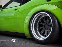 Liberty Walk Dodge Challenger Hellcat Green (2015) - picture 4 of 5