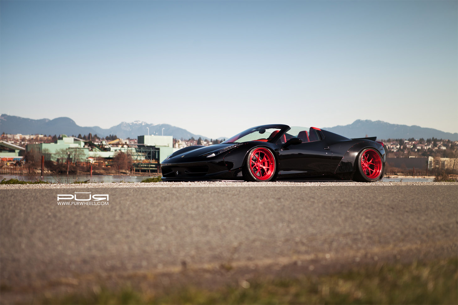 Liberty Walk Ferrari 458 Spider