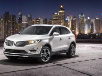 Lincoln MKC (2015) - picture 1 of 13
