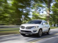 Lincoln MKC (2015) - picture 4 of 13