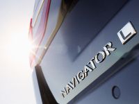 Lincoln Navigator (2015) - picture 13 of 14