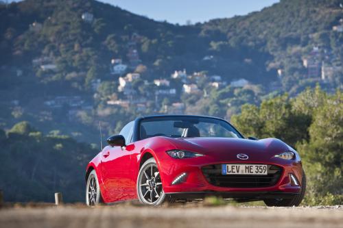 Mazda MX5 (2015) - picture 1 of 30