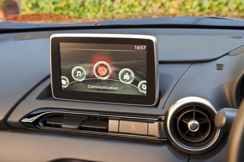 Mazda MX5 (2015) - picture 25 of 30