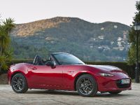 Mazda MX5 (2015) - picture 3 of 30