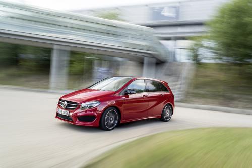 Mercedes-Benz B-Class (2015) - picture 8 of 14