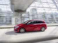Mercedes-Benz B-Class (2015) - picture 6 of 14