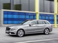 Mercedes-Benz C 350 e (2015) - picture 1 of 4