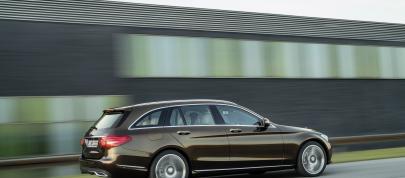 Mercedes-Benz C-Class Estate (2015) - picture 28 of 41