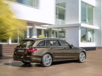 Mercedes-Benz C-Class Estate (2015) - picture 34 of 41