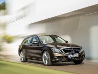Mercedes-Benz C-Class Estate (2015) - picture 35 of 41