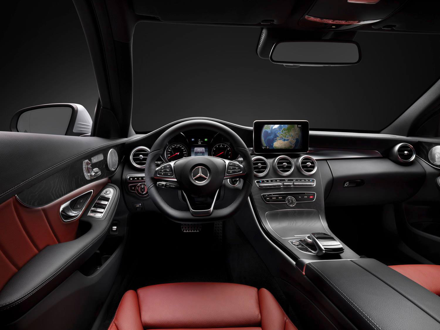 Mercedes-Benz C-Class Interior