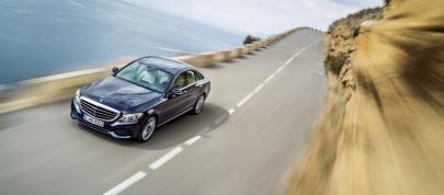 Mercedes Benz C-Class (2015) - picture 20 of 37
