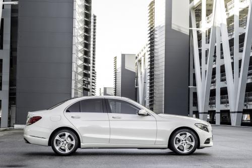Mercedes Benz C-Class (2015) - picture 8 of 37