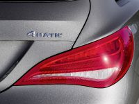 Mercedes-Benz CLA Shooting Brake (2015) - picture 11 of 18