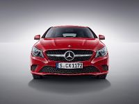 Mercedes-Benz CLA45 AMG Shooting Brake (2015) - picture 1 of 17