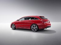 Mercedes-Benz CLA45 AMG Shooting Brake (2015) - picture 4 of 17