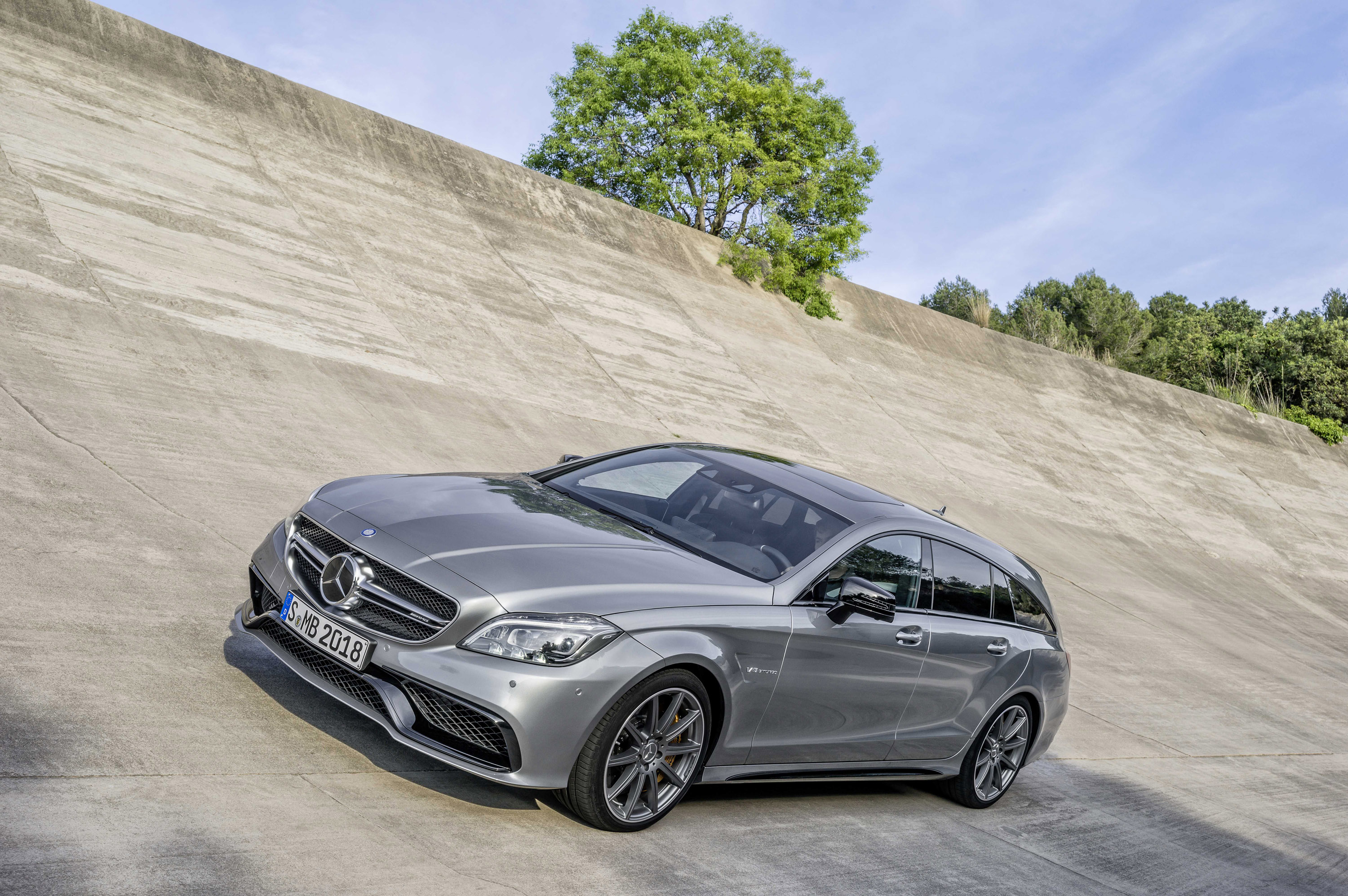 Mercedes-Benz CLS and CLS Shooting Brake