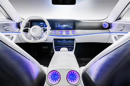 Mercedes-Benz Concept IAA (2015) - picture 17 of 17