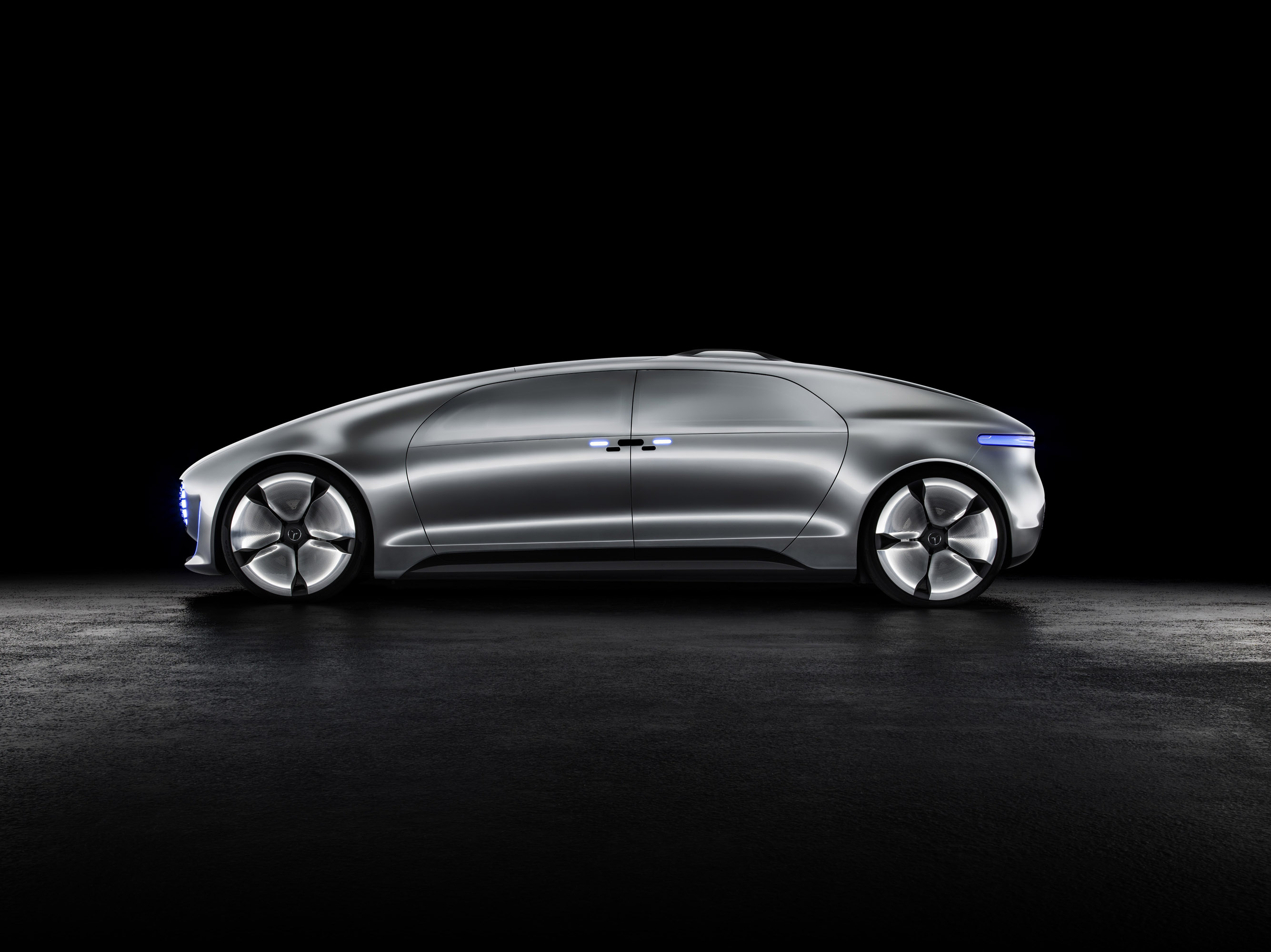 Mercedes Benz F 015 Luxury in Motion concept