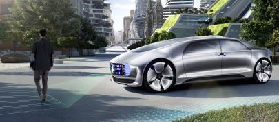 Mercedes Benz F 015 Luxury in Motion concept (2015) - picture 20 of 45