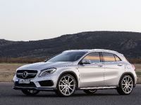 Mercedes-Benz GLA 45 AMG (2015) - picture 1 of 10